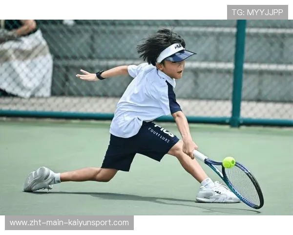 球童身份助力NCAA冠军圆梦网球赛场，网球的球童能挣多少钱